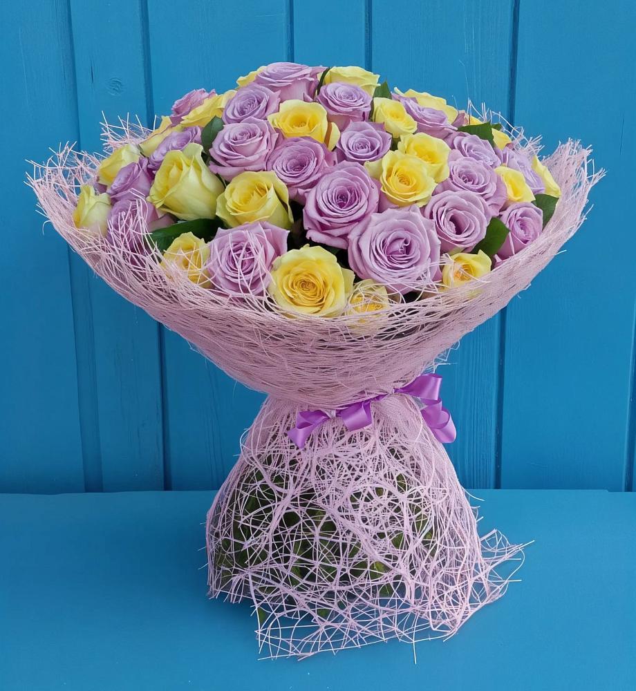 Букет 101 Волшебный Миг в Красном Балтийце