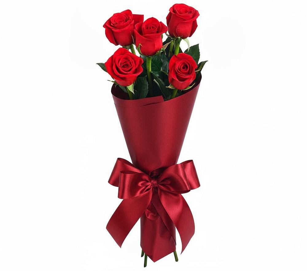 Букет 5 Красных роз Эдлесс Лав в Красном Балтийце