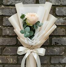 Букет цветов из:  Розы в Красном Балтийце