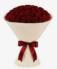Букет 101 Бордовая роза Блэк Бакарра #REPLACE_PRED# Красном Балтийце