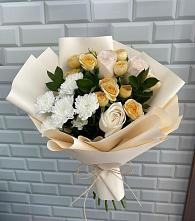 Букет цветов из:  Розы и Хризантемы в Красном Балтийце