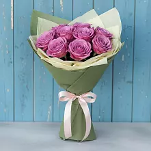 Букет Розы Фёрст Леди в Красном Балтийце