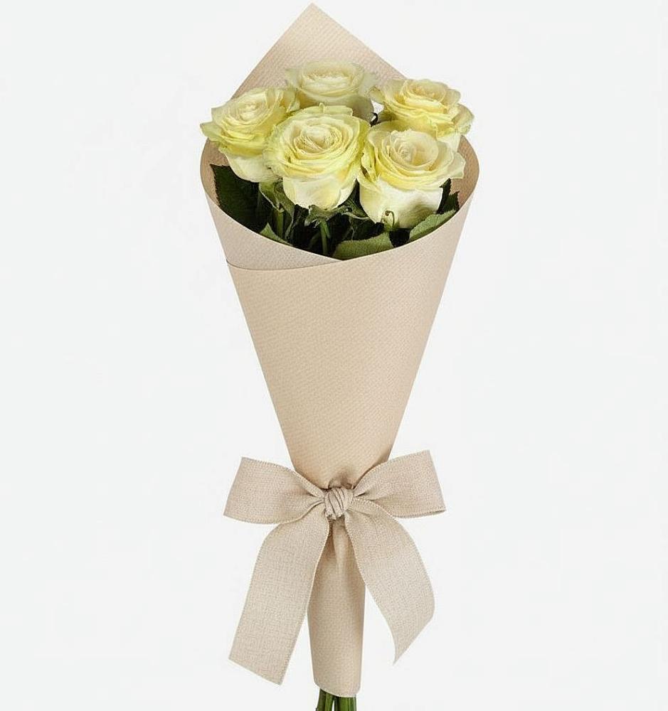 Букет цветов из: Розы в Красном Балтийце