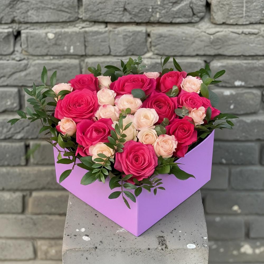 Цветочная композиция из Розы в коробке в Красном Балтийце