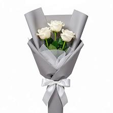 Букет 3 белые розы в Красном Балтийце