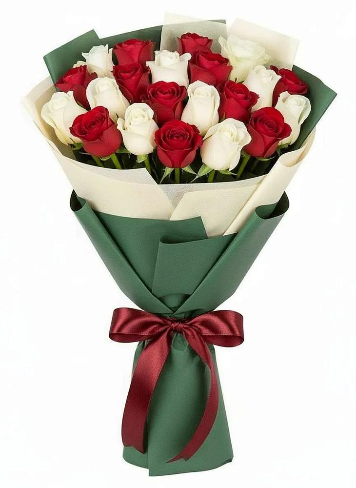 Букет Микс из красных и белых роз в Красном Балтийце
