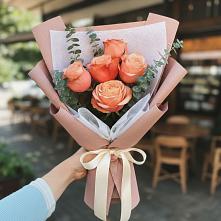 Букет цветов из:  Розы в Красном Балтийце