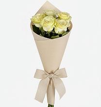 Букет цветов из:  Розы в Красном Балтийце