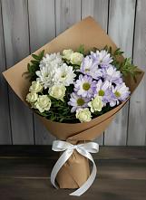 Букет цветов из:  Хризантемы и Розы в Красном Балтийце