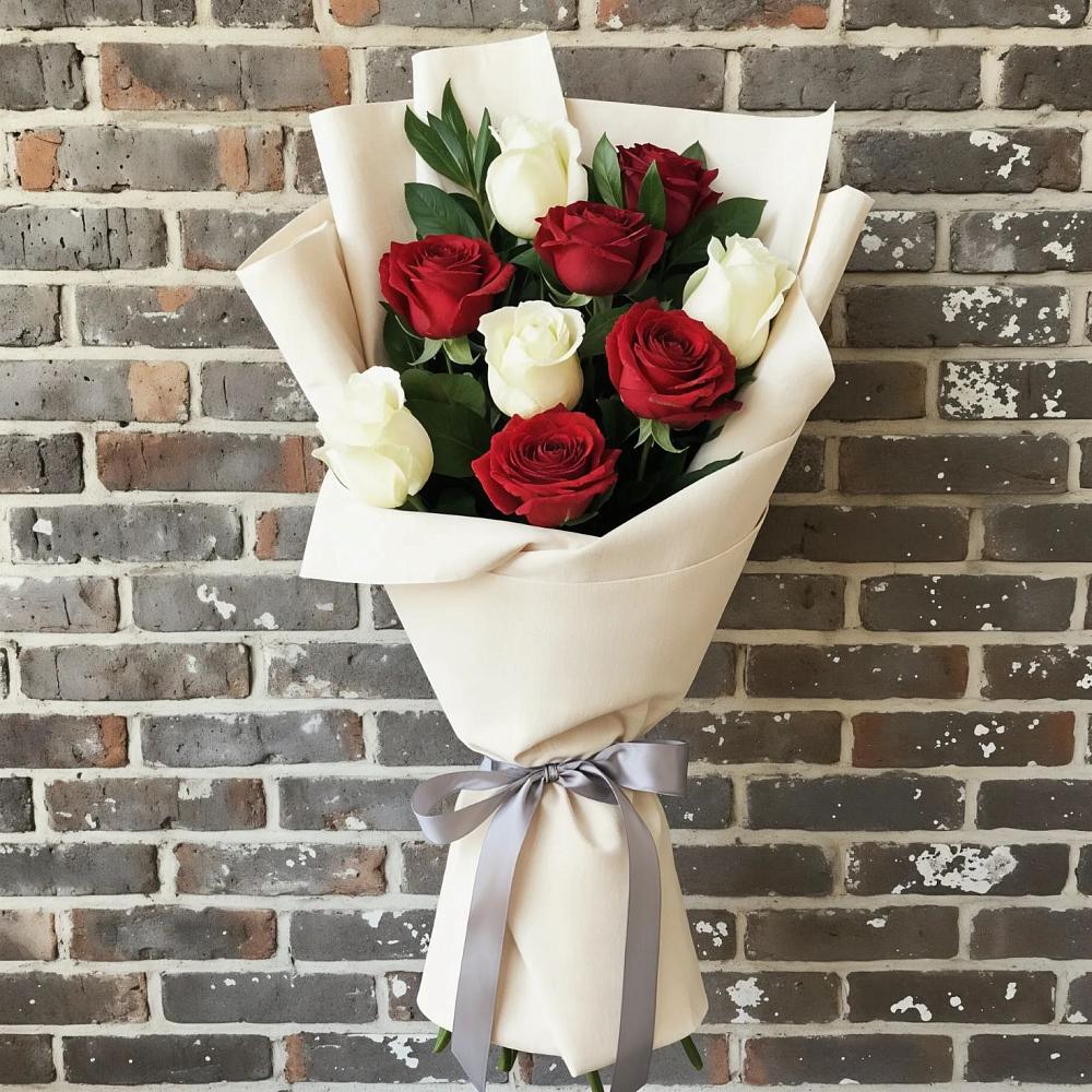 Букет цветов из: Розы в Красном Балтийце