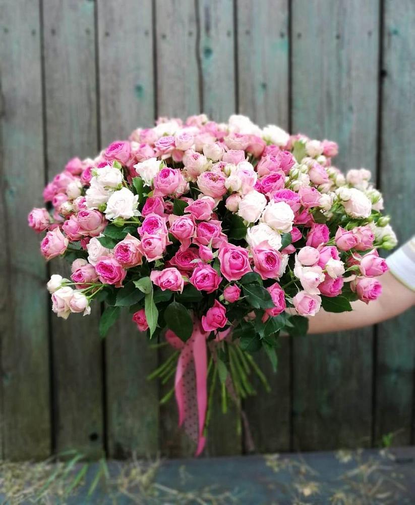 Букет Розовые кустовые розы Натали и Лав Лидия в Красном Балтийце