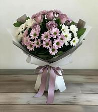 Букет цветов из:  Хризантемы и Розы в Красном Балтийце