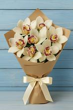 Букет цветов из:  Орхидеи и Розы в Красном Балтийце